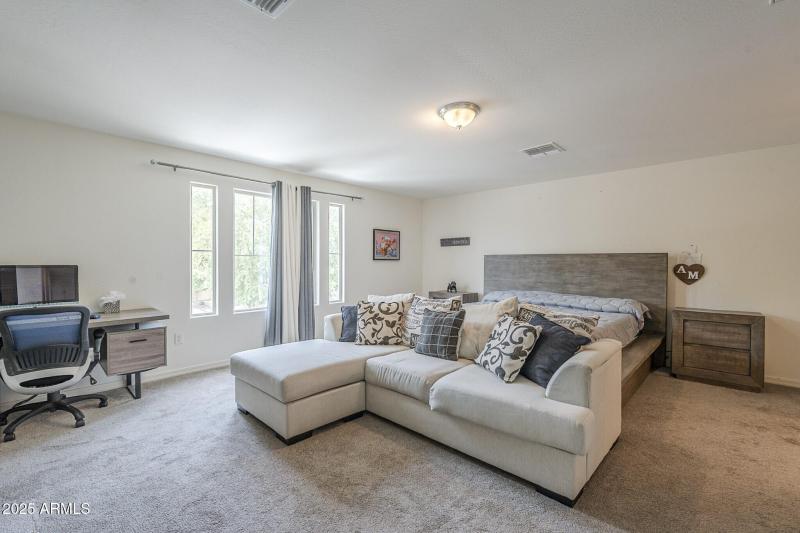 019_Master Suite and Sitting Area