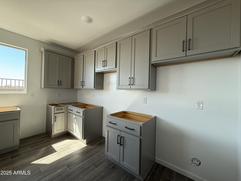 013_Kitchen
