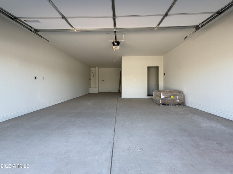 033_Tandem_Garage