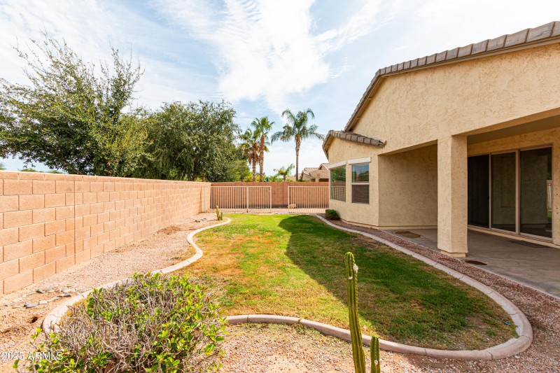 650 E Colinas Pl Chandler-32