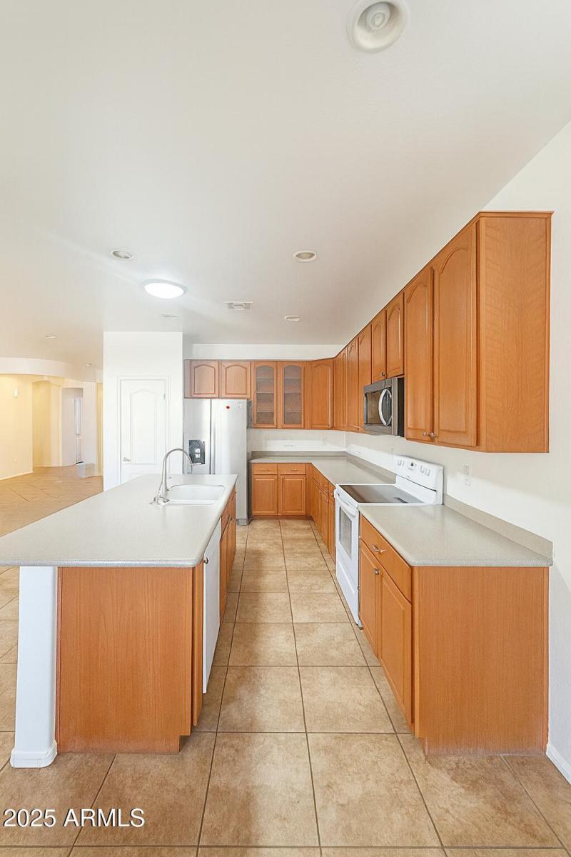 ChatGPT Image Sep 17, 2025, 10_24_44 PM