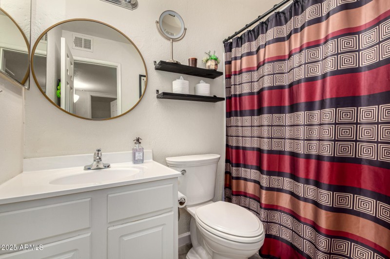 Full Bathroom Upstairs