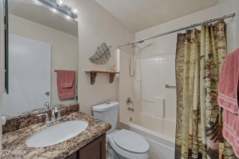 16826 N 113th Ave-17