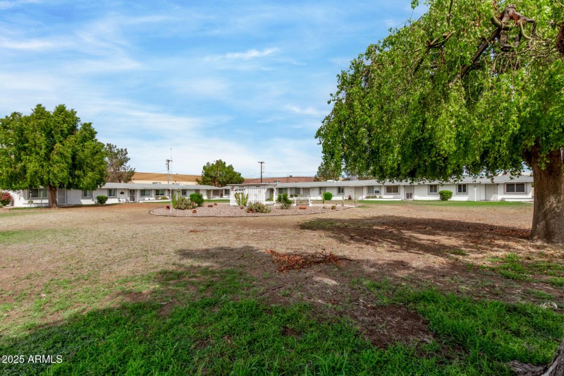 30 Oakmont
