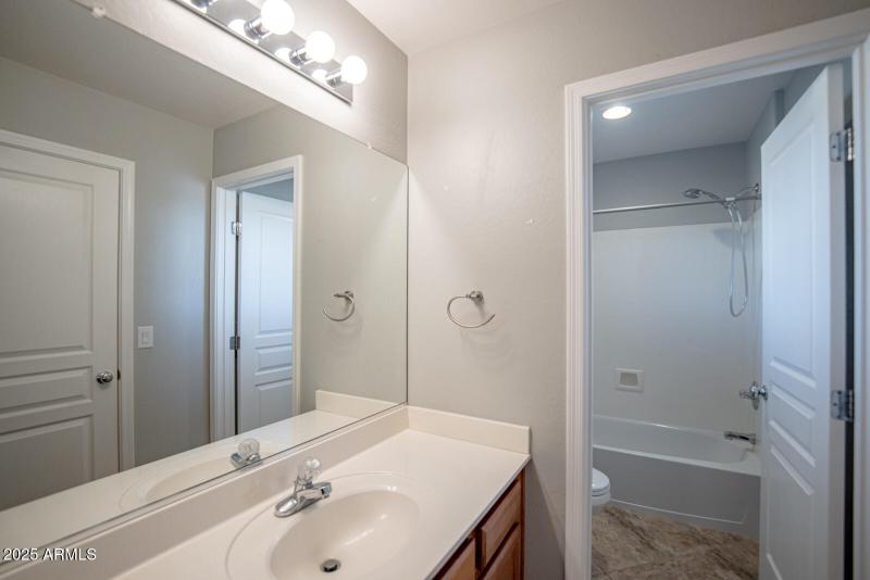 20250914_15166-W-Aster-Dr_17