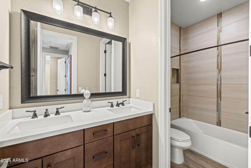 20-web-or-mls-9743 E Kinetic Dr, Mesa-20