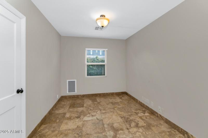 3822 E Monterosa St-large-014-007-TOD795