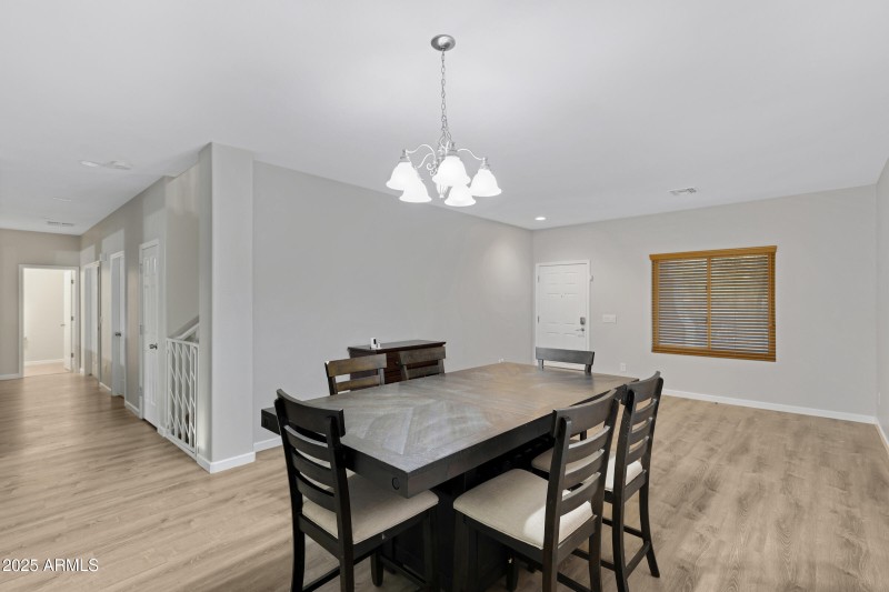 2732 N Monticello Dr-5