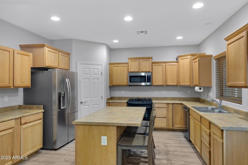 2732 N Monticello Dr-13