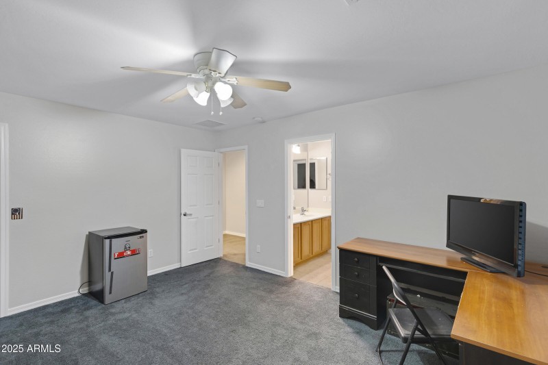 2732 N Monticello Dr-34