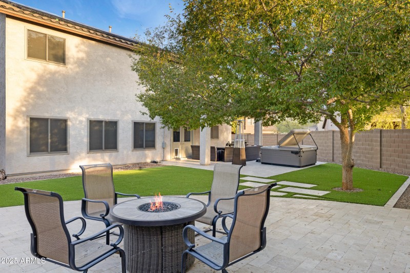 2732 N Monticello Dr-40