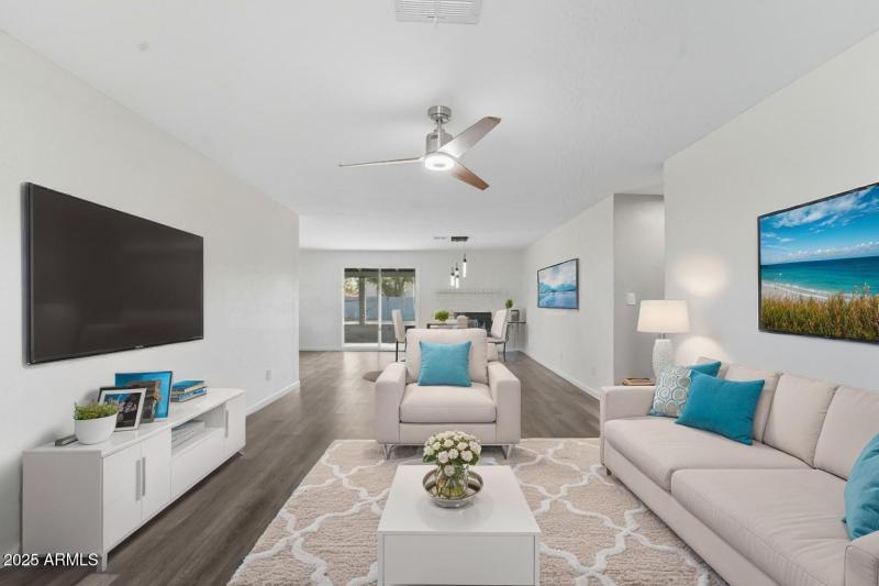 6337 W Caron St-09