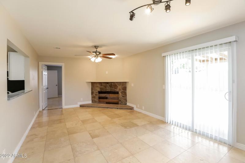 005-photo-bonus-room-11307883