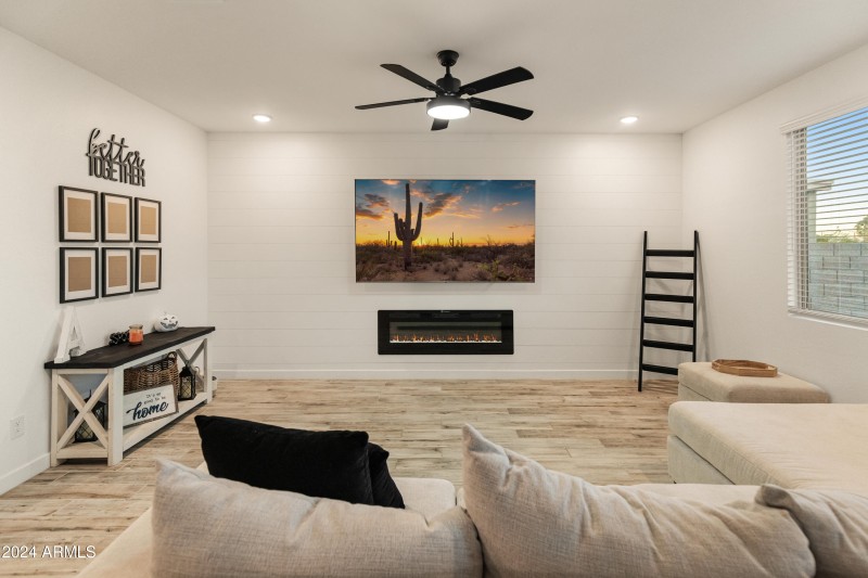 16848 W Alice Ave-38