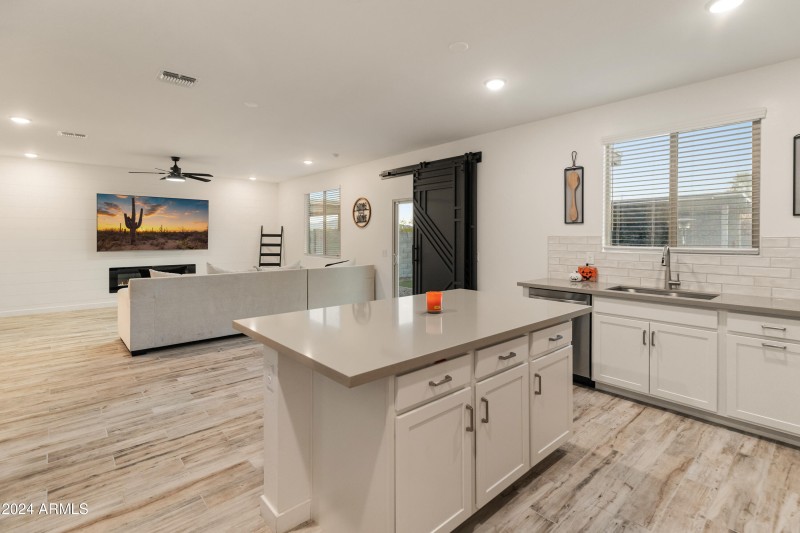 16848 W Alice Ave-32