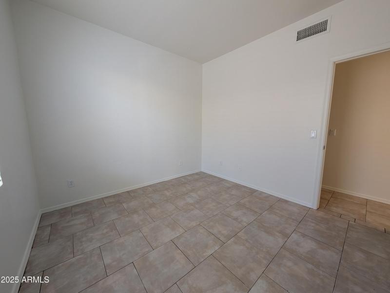 PXL_20250916_203215092