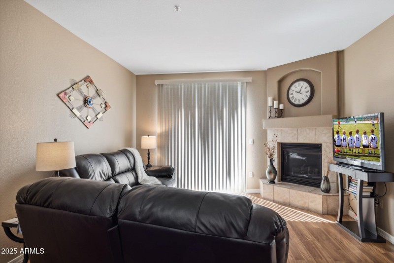 4-web-or-mls-6535-e-superstition-springs