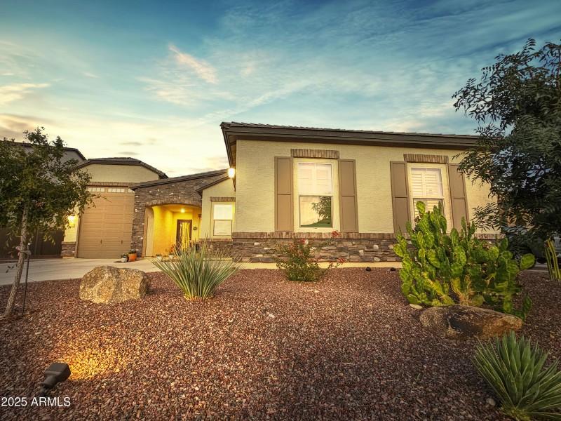 8321 N 172nd Ln - Granite Vista