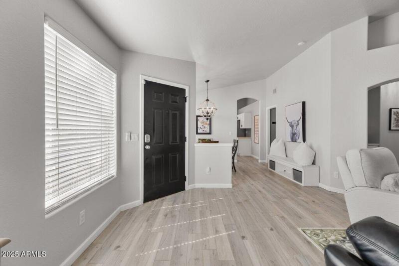 Foyer & Wood-Look Tile Floors