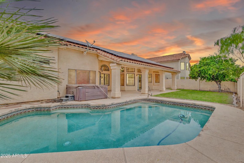 205 E Stacey Ln VT 2