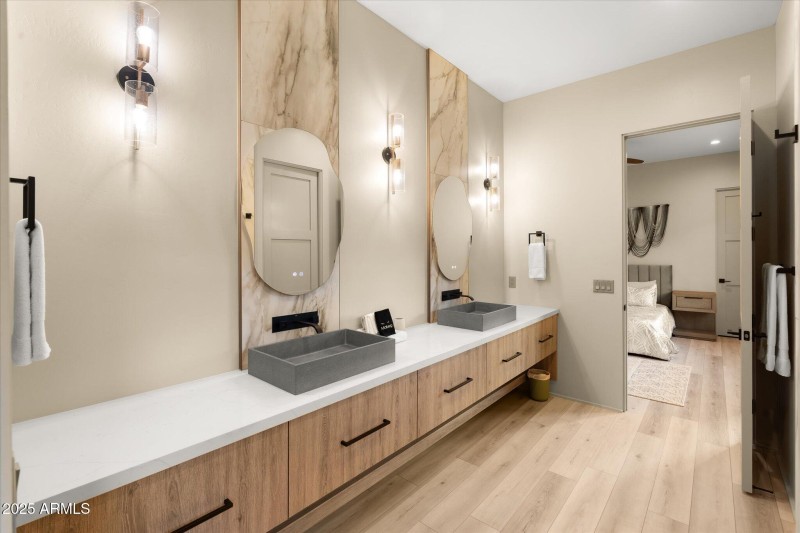 Guest Bathroom 3 (Jack and Jill)