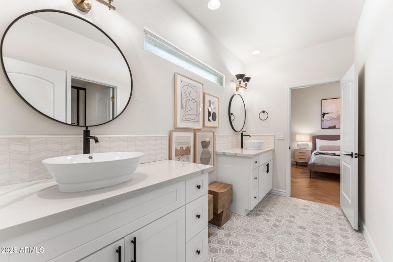 Bath 4