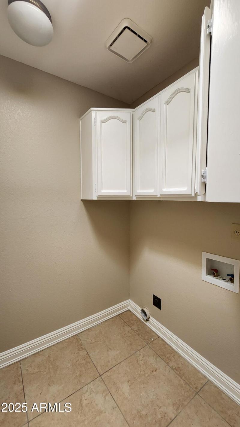 Tremaine laundry room