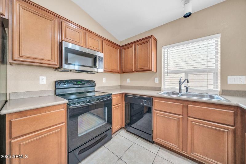 5032 South Rovey Parkway, Buckeye