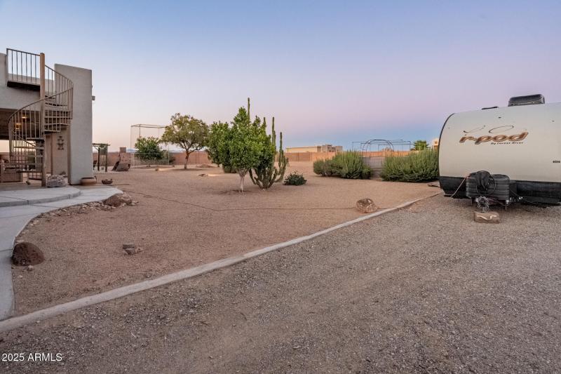 30305 N 243rd Ave-79