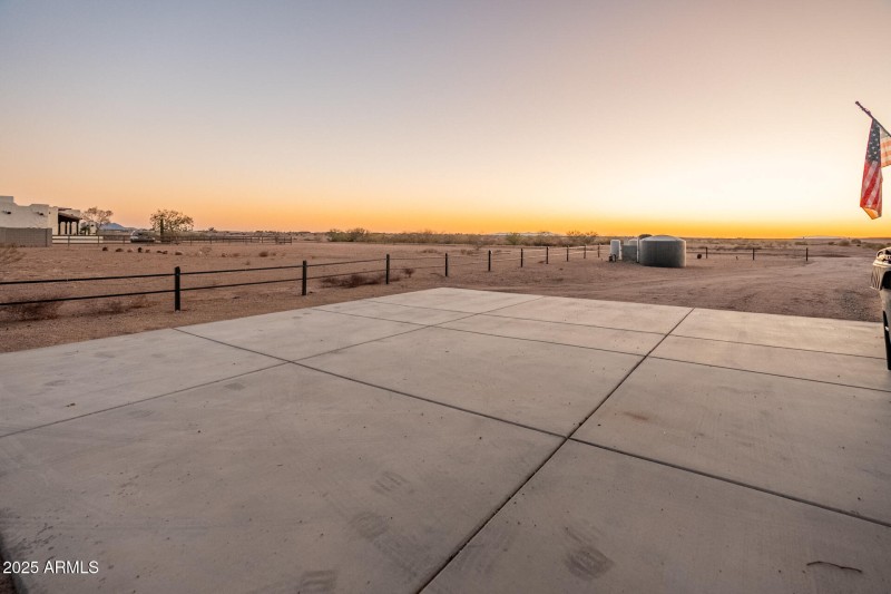 30305 N 243rd Ave-85