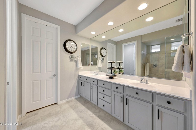 Primary Bath Vanity
