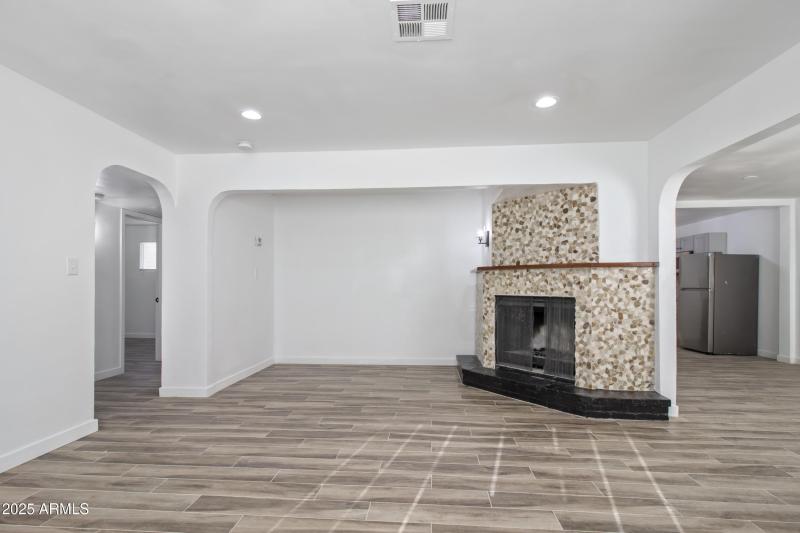 2_8815 n 30th ave phoenix az 2