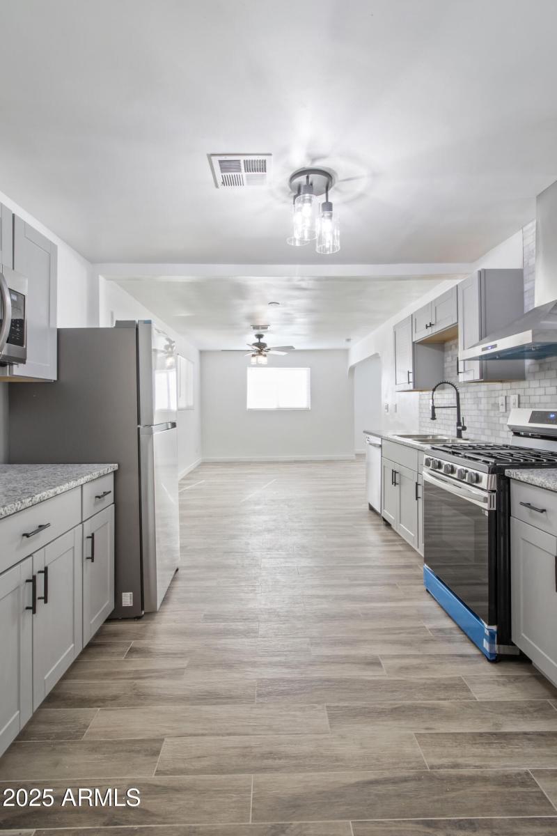 29_8815 n 30th ave phoenix az social med