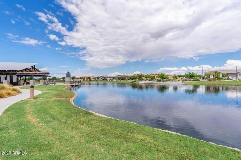 20250917191653971639000000-o_genErase