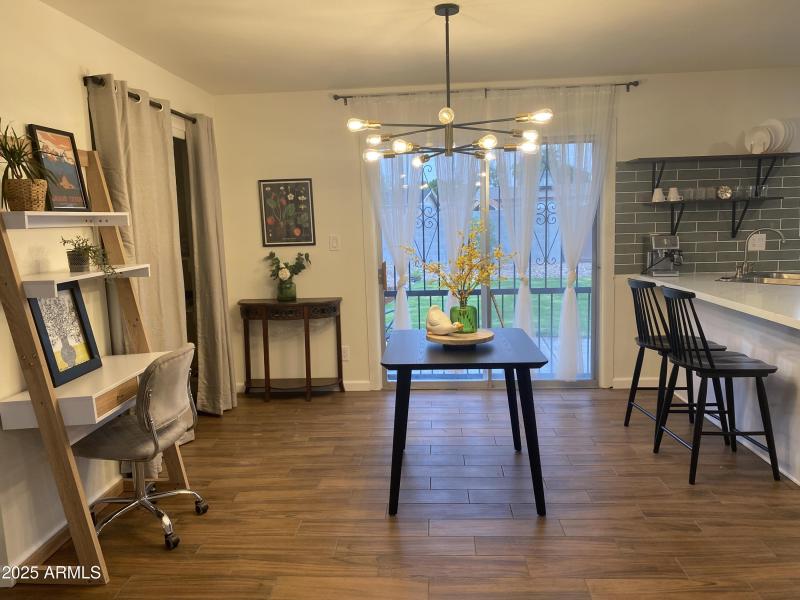 Dining flex area