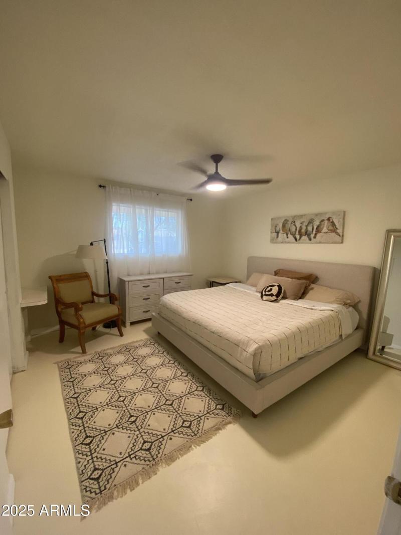 Bedroom 1 King