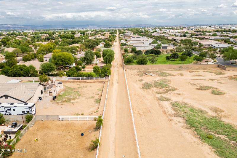 horse trail aerial_2