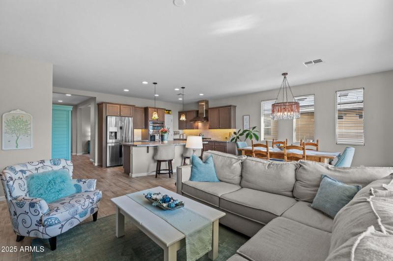 4545 Tenderfoot Way