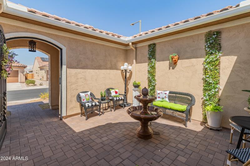 26647 W Covey Ln-60