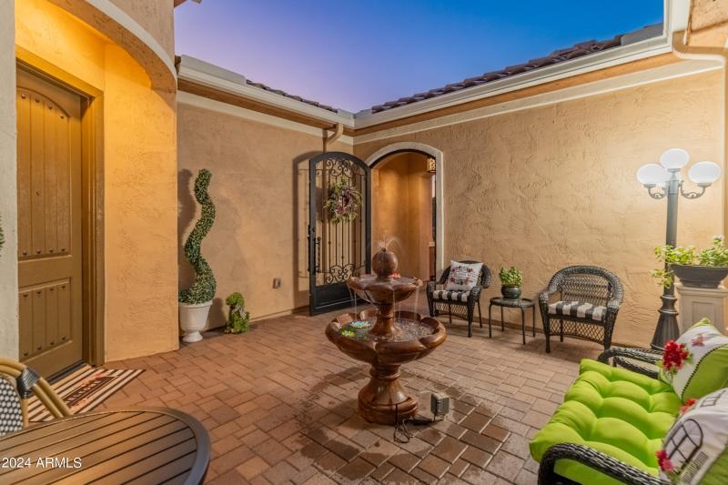 26647 W Covey Ln-87