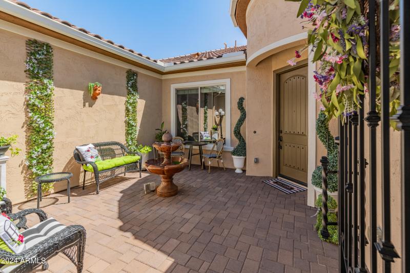 26647 W Covey Ln-61