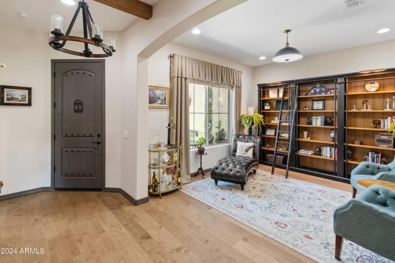 26647 W Covey Ln-8