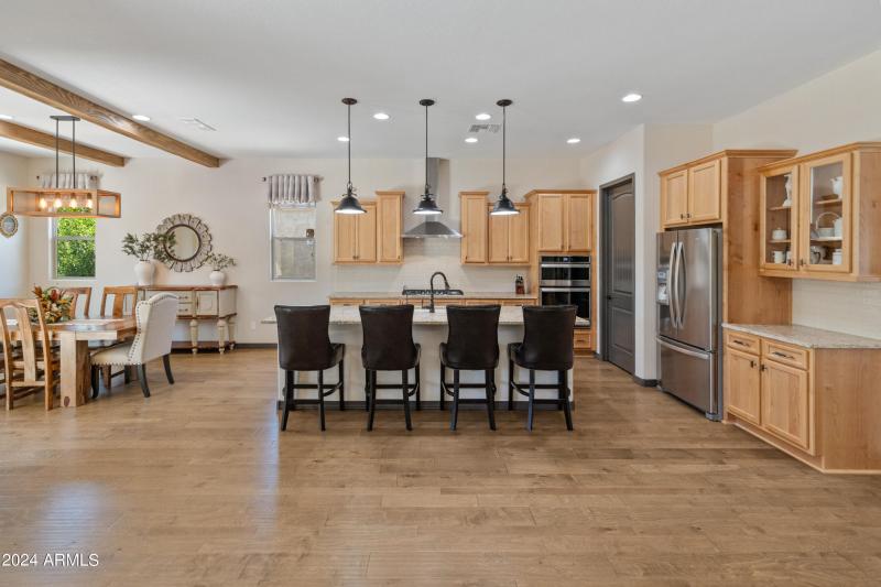 26647 W Covey Ln-14