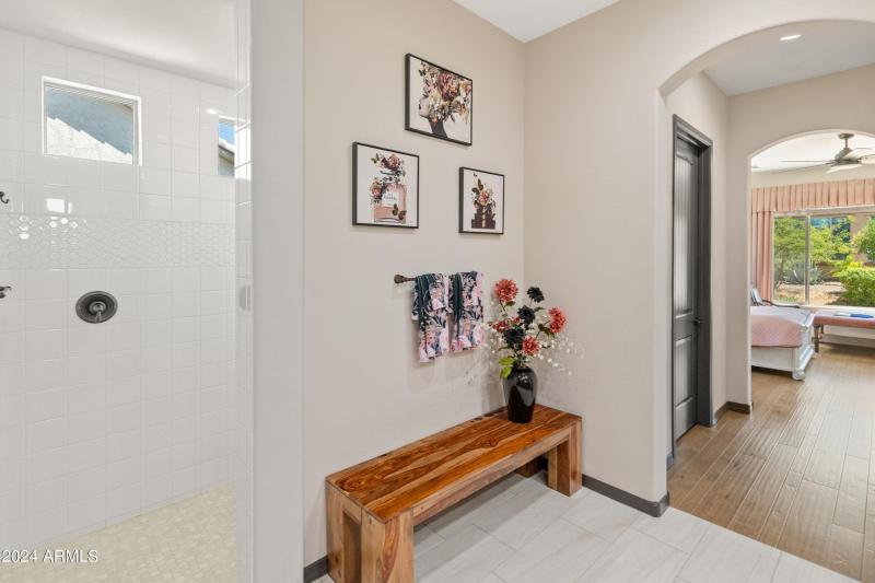 26647 W Covey Ln-40