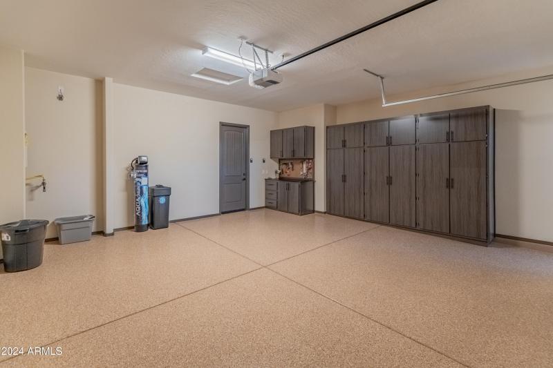26647 W Covey Ln-47