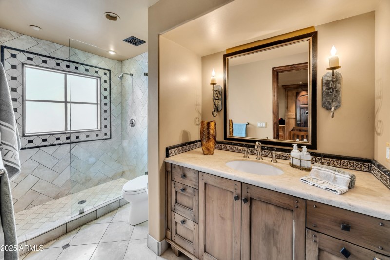Guest Bed Ensuite