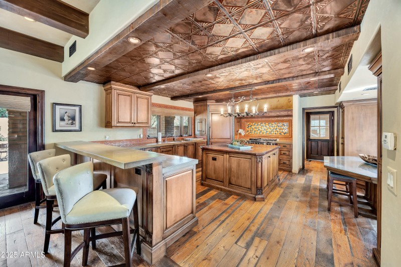 Kitchen 1