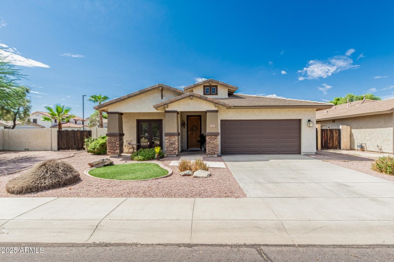 4 - South View 7048