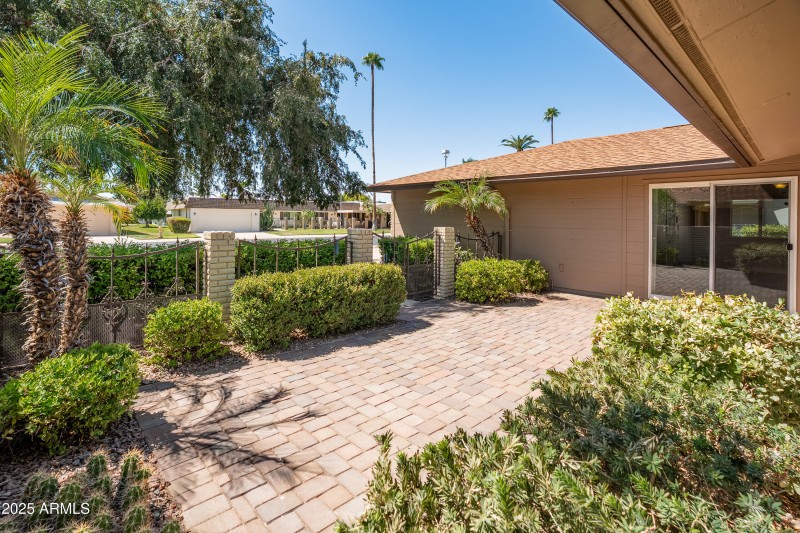 10116 W Bolivar Dr-17