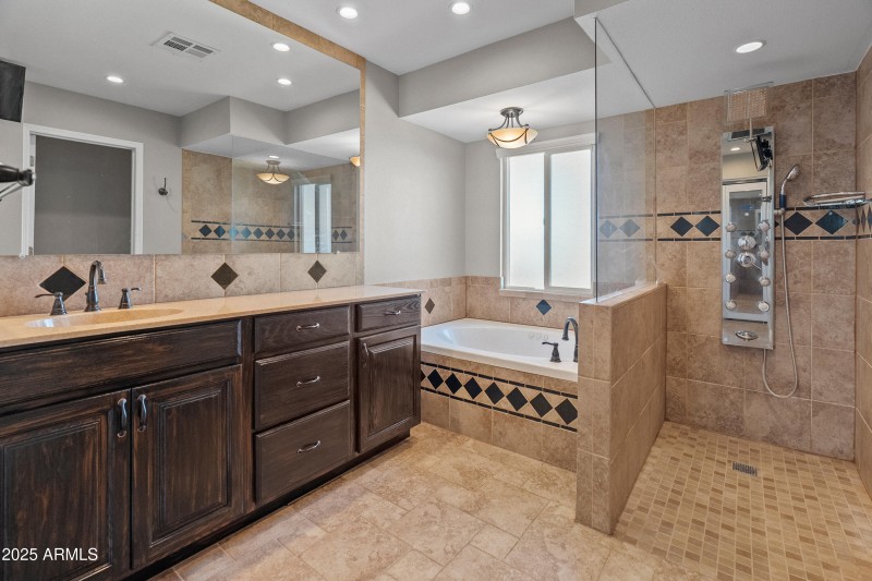 10116 W Bolivar Dr-30